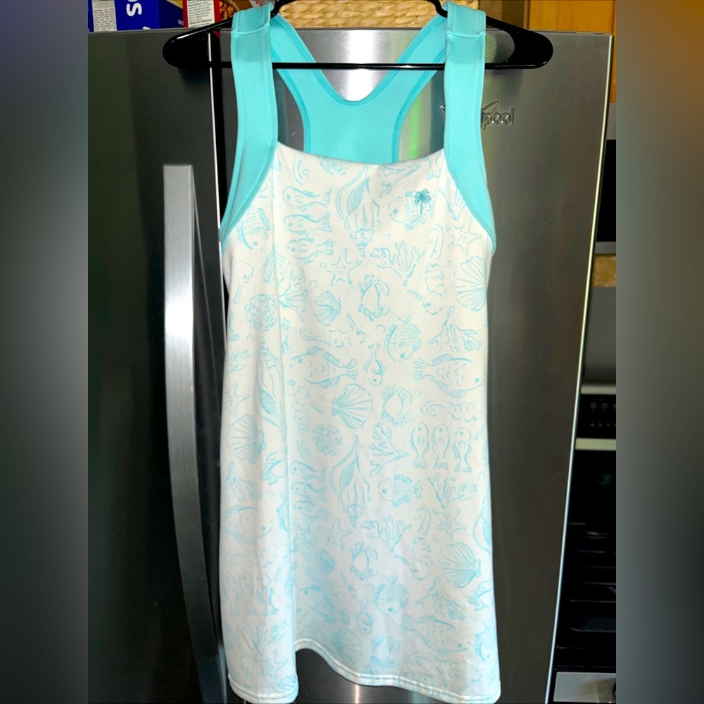 Lilly Pulitzer athletic M TANK Dress Fish Shell Print Stretchy White Aqua Blue M